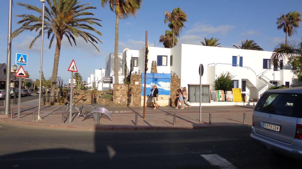 Habitaciones Residencial Corralejo Centro Playa Exterior foto